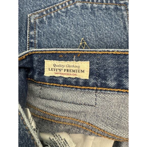 Levi's Premium 501 Medium Size 28 Wash High Rise Women’s Distressed Shorts - Picture 11 of 16